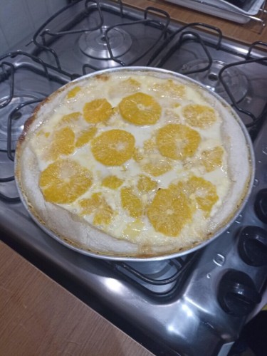 condensed milk and oranges pizza 