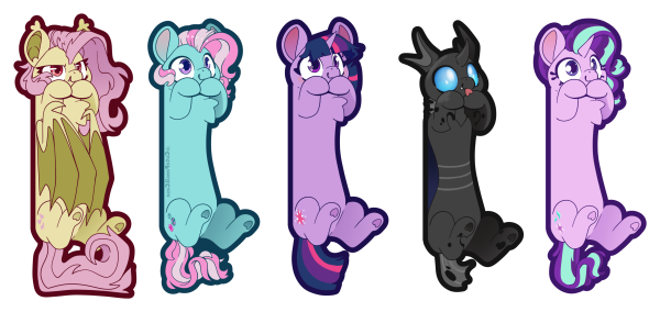 Bookmarks of MLP characters with a long body and a peek-a-boo expression