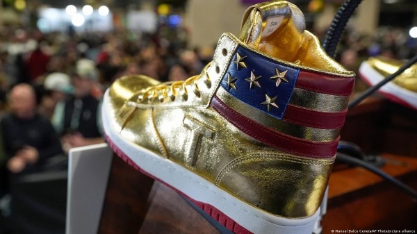 Trump's Chinese sneaker knockoffs