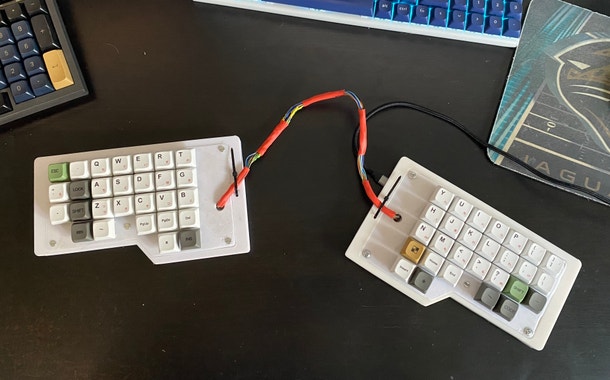 a DIY split keyboard