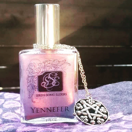 Frasco de perfume de Yennefer
