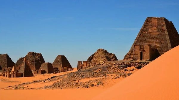 Les pyramides d'al-Bajrawiya (Soudan)