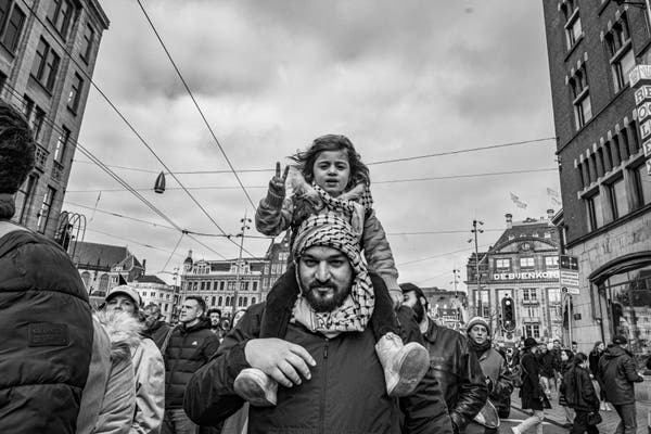 AMSTERDAM - The Netherlands - 17 Feb 2024
Expressions and support ✌️ for #GAZA, a walk from #DAM to #Museumplein #PeaceNotWar 
Photograph: @ikbendaf with #LUMIX @Panasonic #Amsterdam