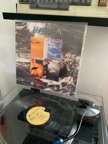 Marillion‘s album Season‘s End playing on my record player 
