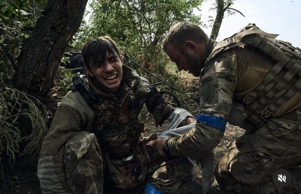 Ukrainian soldiers on the front lines