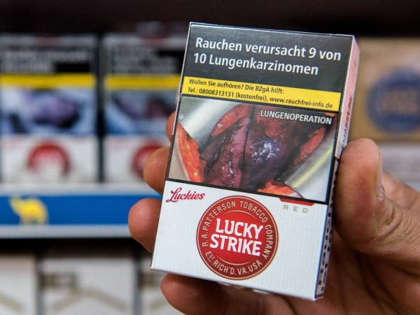 Zigarettenwerbung Rauchen verursacht lungenkarzinom