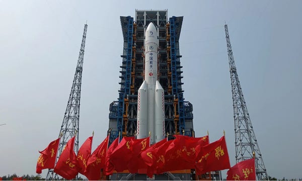 Chang’e-6 is aboard this Long March 5 rocket, waiting to lift off from the Wenchang Satellite Launch Centre on southern China’s Hainan Island. Credit: Xinhua/Shutterstock