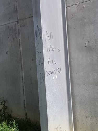 graffe ACAB "all clitoris are beautiful"