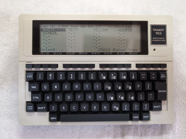 TRS-80 model 100 front view