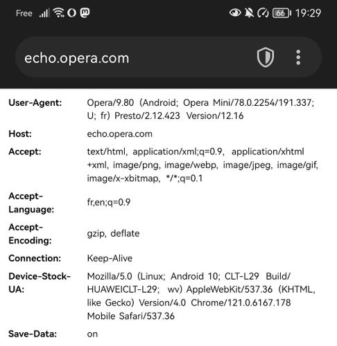 Copie d'écran d'un navigateur Opera Mini en mode économie de donnée extrème, qui met dont en branle un moteur de rendu Presto côté serveur, avec un User-Agent correspondant.