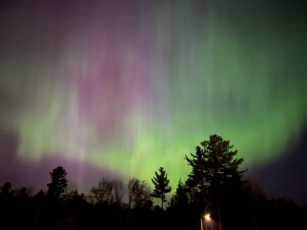 Northern lights, seen from the north shore of Montreal