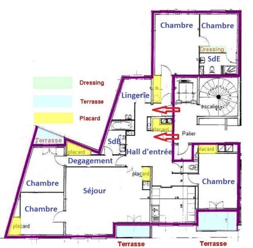 A weirdly shaped apartment's floorplan. There's all kinds of weird angles, three different balconies, bedrooms everywhere, and... two main entrances separated by a closet ?! 