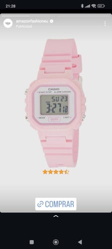 Publicidad de Amazon de un reloj Casio rosa pastel.