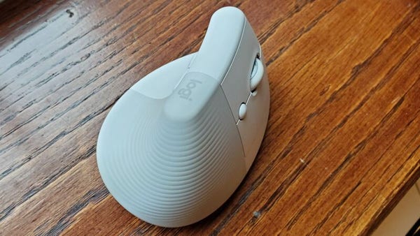 Picture of Logitech Lift vertical mouse in white, from Ars Technica
