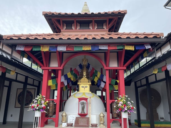Tibetan Buddhist style altar at Sumadera