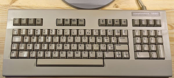 Commodore C128D CR keyboard