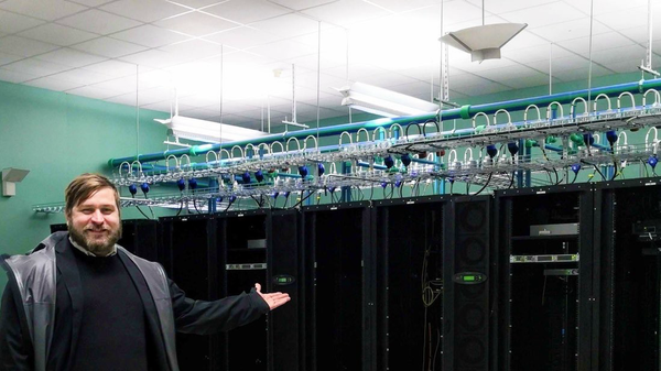 Image of Vivaldi colleague at Iceland’s data centre 