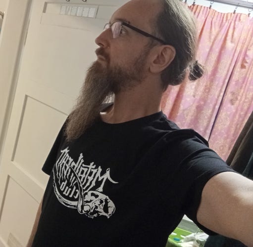 Ich, im neuen Metalheads T-Shirt 