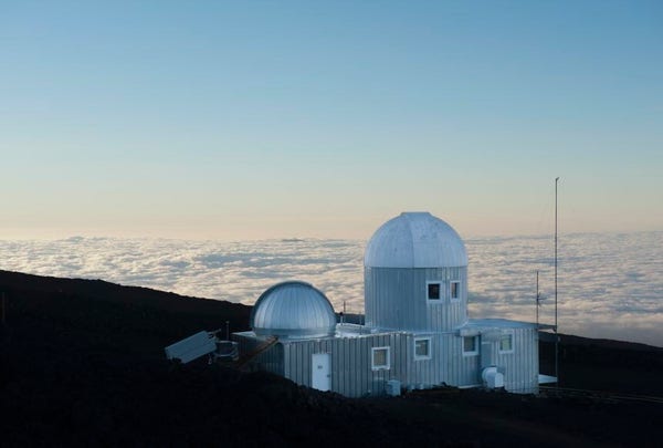 Mauna Loa Observatory

Photo by Frans Lanting, National Geographic