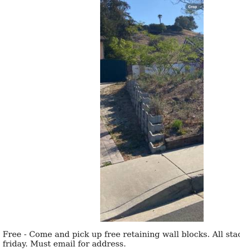 Craigslist ad for an entire wall of retaining blocks